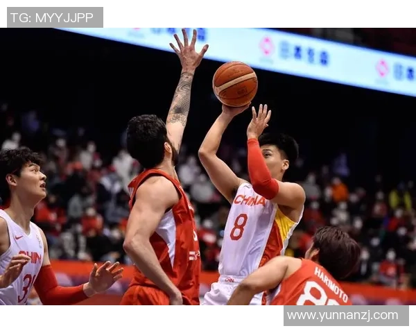 广州篮球队在世界杯预选赛积分榜上以57分稳居第一名展现强劲实力