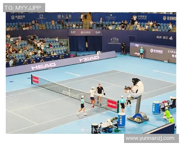 成都网球队与杭州网球队赛后状态分析与复盘总结