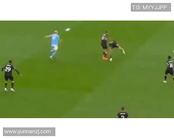 坏坏足球明星的魅力与争议揭示了运动场上的另一种风采与人生选择 坏坏足球明星的魅力与争议揭示了运动场上的另一种风采与人生选择